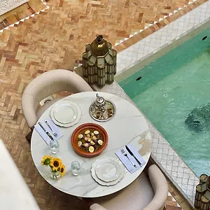 El Khaeir - Piscine, Hamam & Riad